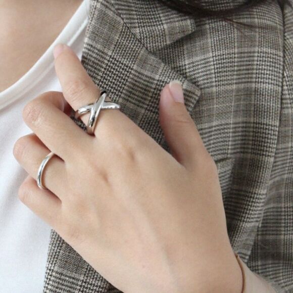NEW 925 Sterling Silver Minimalist X Ring - Picture 1 of 11